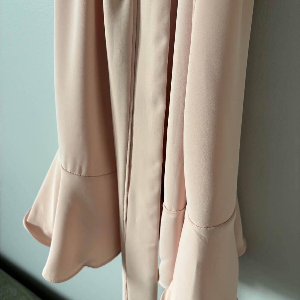 Pink Robe - Picture 4 of 4